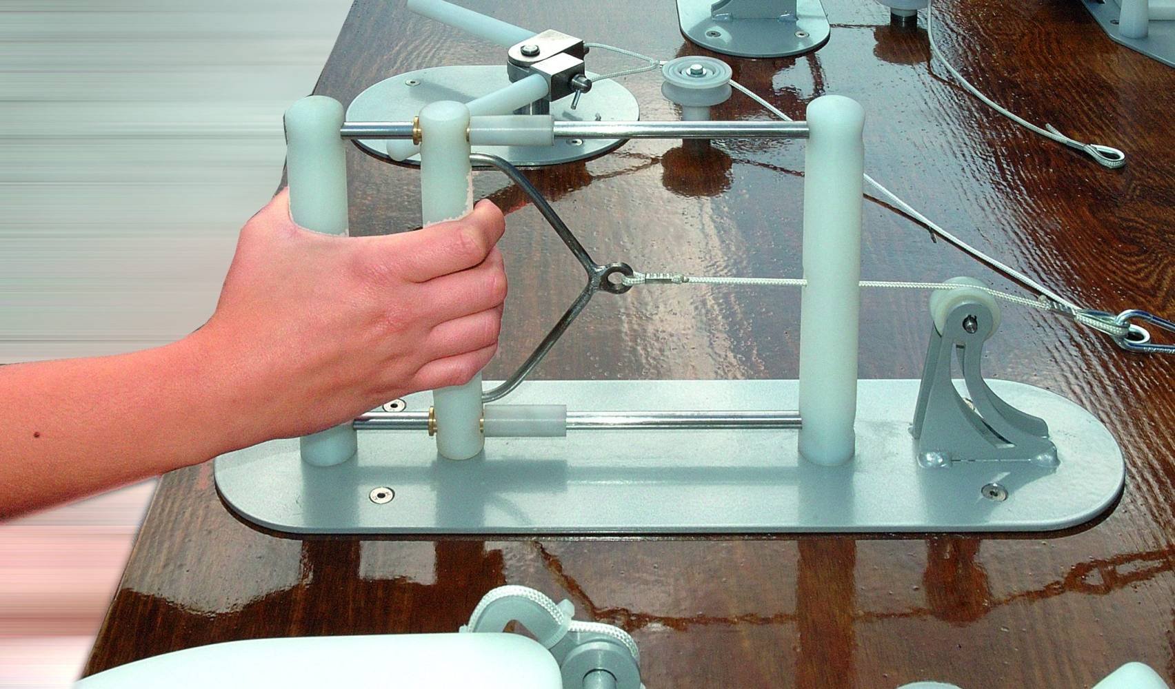 Manualex - unique table for hand exercising