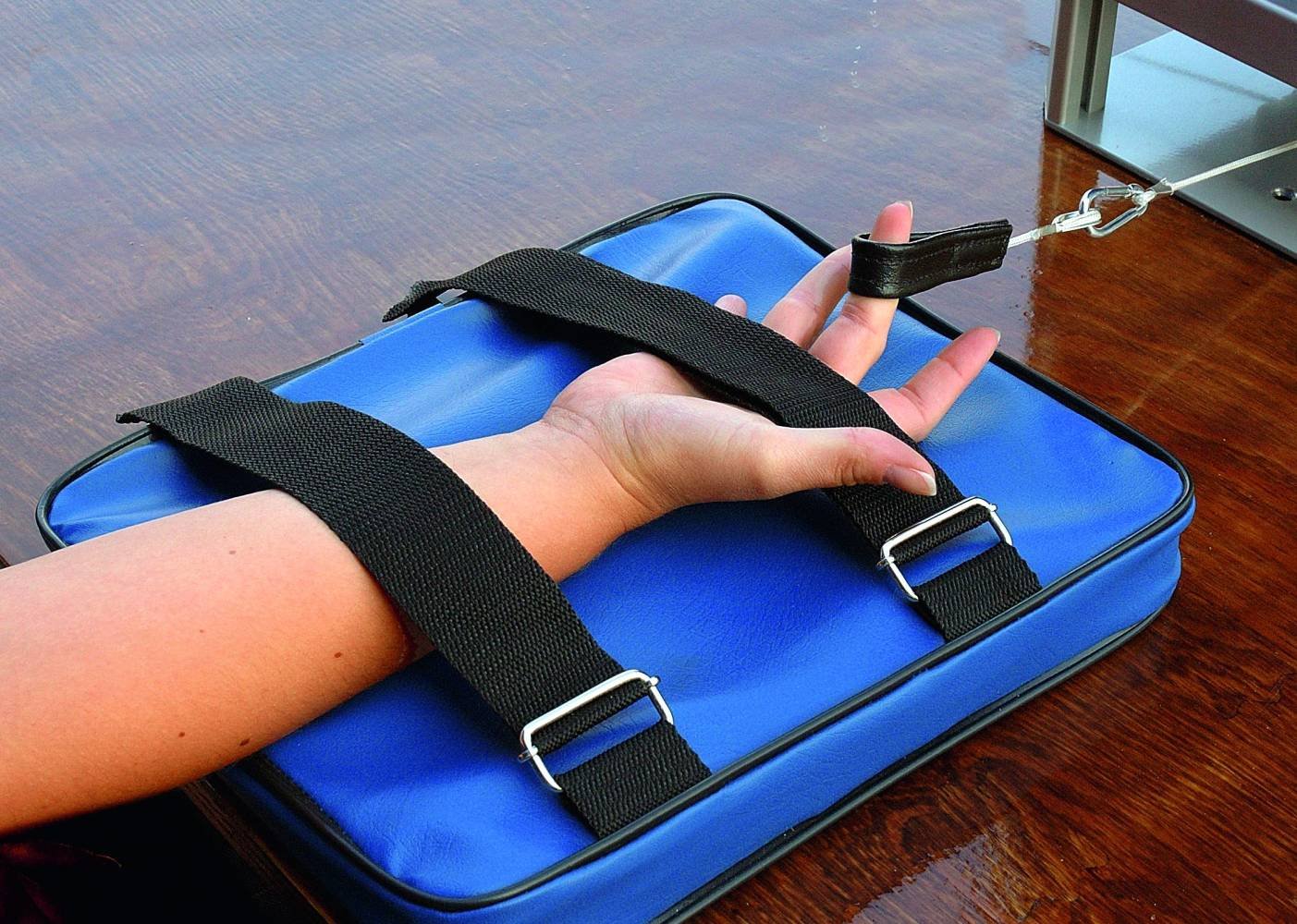 Manualex - unique table for hand exercising