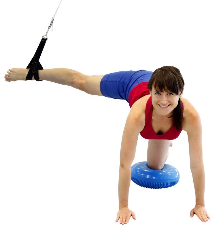 LEVITAS - sling Therapy - exercising in suspenision